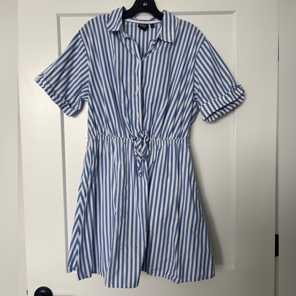 GAP Dresses & Skirts - GAP blue and white stripe shirt dress size Large